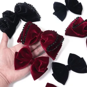 Accessori per capelli con fiocco in velluto e bordo di perle di cristallo, forcine fai da te.