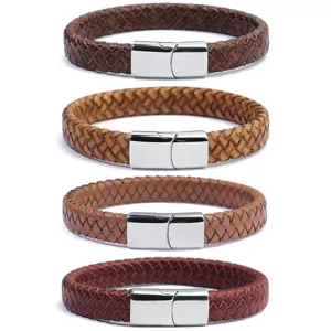 Vintage gevlochten lederen armband met roestvrijstalen magnetische sluiting.