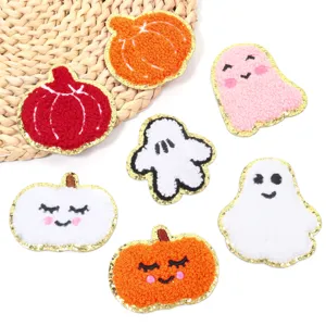 Toppe ricamo spugna Halloween simpatico fantasma zucca termoadesivo per vestiti DIY