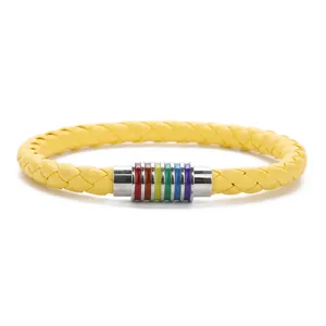 Bracciale intrecciato in pelle PU gialla con chiusura magnetica arcobaleno, gioiello boho elegante.