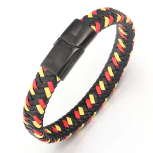 Gevlochten PU lederen armband met zwarte roestvrijstalen magnetische sluiting detailweergave