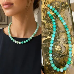 Collana di perle in pietra naturale verde da donna, elegante gioiello estivo di stile.