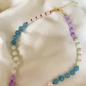 Collana di perle rotonde in pietra naturale colorata stile vacanza al mare donna