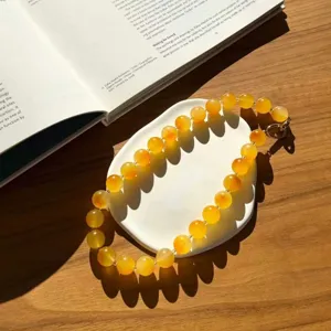 Collana di perle in pietra naturale giallo uovo, elegante catena clavicolare alla moda