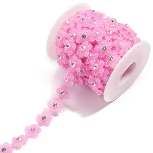 Roze strass vijfbladige bloem kralenketting rol voor DIY kleding en tassen accessoires.