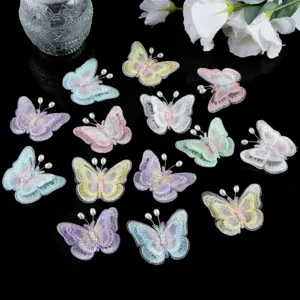 Bunte netzbestickte Schmetterling Haaraccessoires mit Perlen für DIY Bastelarbeiten.