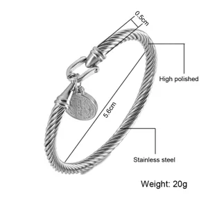 Bracciale rigido in acciaio inossidabile con chiusura a grillo a U e ciondolo medaglia per uomo e donna.