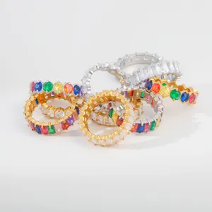 Edelstahl bunte Zirkon Ringe stapelbare Bonbon Regenbogen Kristall Schmuck für Frauen