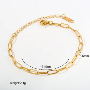 Gold stainless steel paperclip chain bracelet, minimalist geometric design, stylish jewelry.