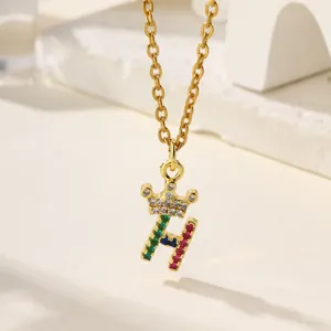 Collana con ciondolo lettera H corona in zircone colorato micro pavimentato in rame.