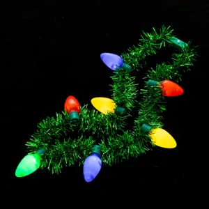 Weihnachten leuchtende Lametta Girlande Halskette mit bunten LED Glühbirnen für Party.