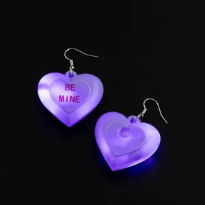 Orecchini pendenti a cuore luminosi a LED per donne, regalo di gioielli per feste di San Valentino.