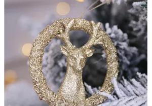 Or scintillant tête de renne décoration à suspendre pour sapin de Noël et fête.