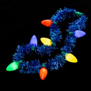 Weihnachten LED Lametta Halskette mit bunten Glühbirnen Anhängern für festliche Partys.