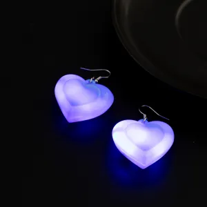 Orecchini a cuore luminosi a LED gioielli da festa orecchini pendenti a cuore blu donna