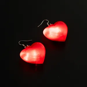 Orecchini a cuore LED rossi, gioielli luminosi per feste con ganci in metallo per donne.