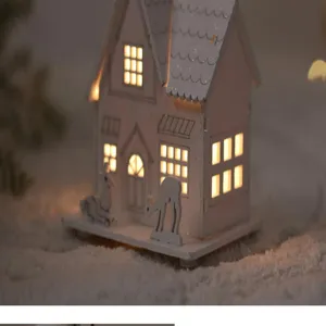 Weihnachten LED Holzhaus Dekoration warmes Licht leuchtendes Desktop-Ornament für Feiertagspartei.