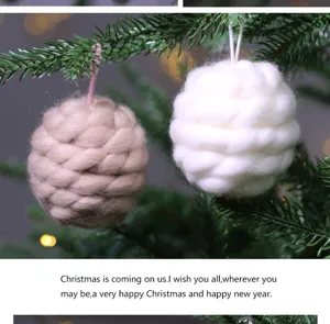 Ornamento sospeso in feltro di lana per albero di Natale e decorazione festiva in casa.