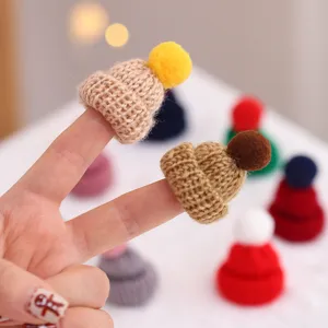 Mini berretto lavorato a maglia decorazione dito Natale simpatico cappello lana festa