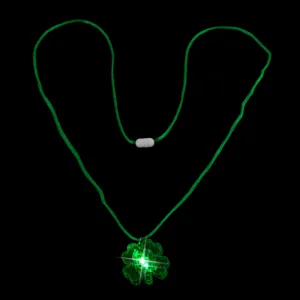 St. Patrick's Tag leuchtende grüne vierblättrige Kleeblatt LED Halskette Party leuchtender Anhänger