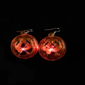 Halloween leuchtende Kürbis Ohrringe LED Leuchten orange Kunststoff Tropfen Ohrringe für Party.