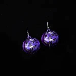 Lila leuchtende Kuerbis Ohrringe fuer Halloween Party LED blinkendes Licht Schmuck