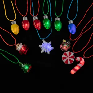 LED Lichtgevende Kerst Ketting Gekleurde Lamp Cartoon Kerstman Sneeuwpop Hanger Flits Feest Cadeau