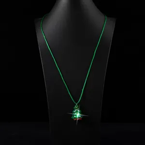 Lichtgevende kerstboom ketting met groen koord, knipperend LED vakantie feest sieraden.