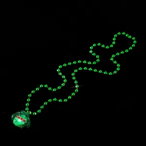 Collana di perle con ciondolo maglione di Natale luminoso verde festa festiva collana LED