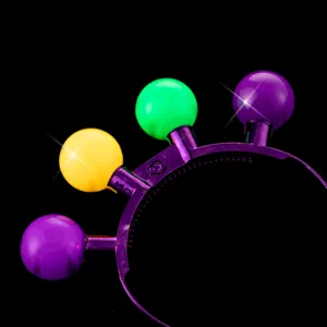 Detailaufnahme des leuchtenden Karneval Haarreifs mit bunten LED Kugeln für Party und Festival.