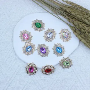 Alloy hollow rhinestone gemstone flower tray DIY pendant jewelry accessories craft material.