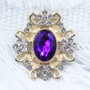 Alloy rhinestone acrylic flower button detail for DIY accessories, hair and necklaces.
