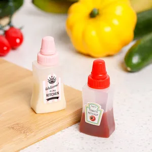Pequeñas botellas de plástico para bento, mini dispensadores de salsa de cocina.