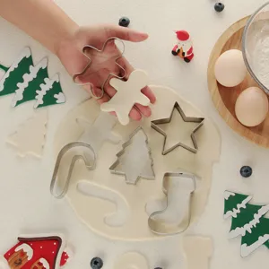 5-piece stainless steel Christmas cookie cutters set for holiday baking, gingerbread man mold