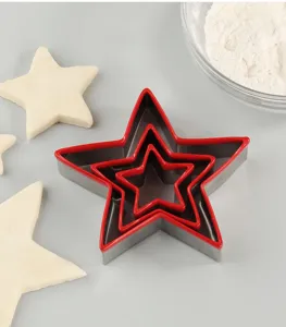 Stainless steel star cookie cutter set 3 pieces nesting baking pastry tools for home DIY kitchen.