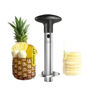 Herramienta descorazonadora y cortadora de piña de acero inoxidable con mango cómodo.