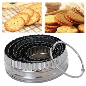 Stainless steel round fluted cookie cutter set 6 pieces pastry mold baking DIY tool.