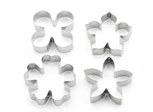 Stainless steel 4-piece flower cookie cutter set for DIY baking pastry molds detail view.