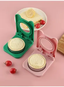 Round sandwich cutter and sealer mold detail view, perfect for making DIY pocket toast and bread.