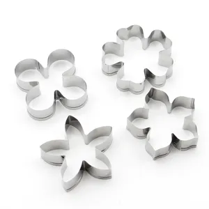 Stainless steel 4-piece flower cookie cutter set, baking mold, DIY pastry fondant tool.
