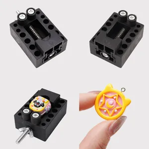 Mini mordaza de banco de plastico y colgante de resina herramienta DIY artesania detalle para joyas.