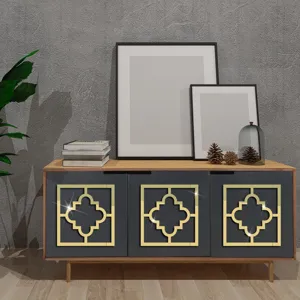 Goldene Spiegel Acryl geometrische Wandaufkleber für Schrank Dekoration Detail Ansicht.