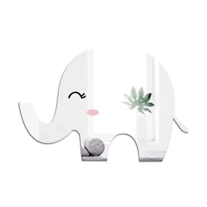 Λεπτομέρεια αυτοκόλλητου τοίχου καθρέφτη ακρυλικού ελέφαντα με ανακλαστική επιφάνεια.