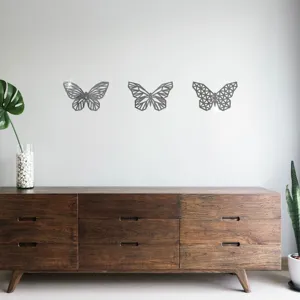 Detailansicht von modernen geometrischen Schmetterling Acryl Spiegel Wandaufklebern Wand.