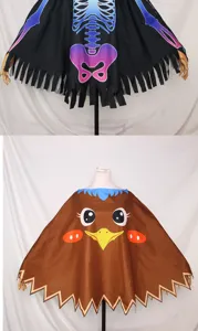 Ensemble de cape de costume d'Halloween avec squelette et oiseau mignon pour fête.