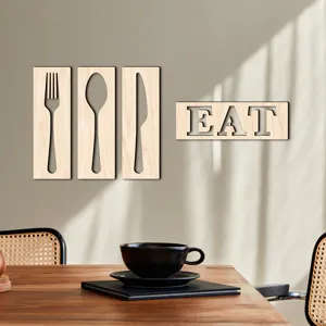 Décoration murale de cuisine en bois créatif, fourchette cuillère couteau et panneau EAT rustique.