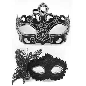 Ensemble de masques de bal masqué noirs avec couronne pailletée et aile de papillon en dentelle.