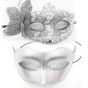 Maschera farfalla in pizzo argento e maschera uomo mezza faccia per festa di Halloween.