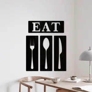 Ensemble d'art mural de cuisine en bois EAT et couverts, plaques suspendues noires 5mm.