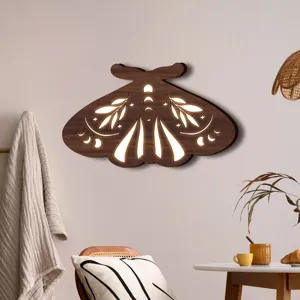 Lampada da parete LED a falena in legno, elegante decorazione murale stile boho nordico.
